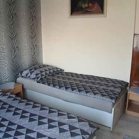 Max Apartment Liptovský Mikuláš Екстериор снимка